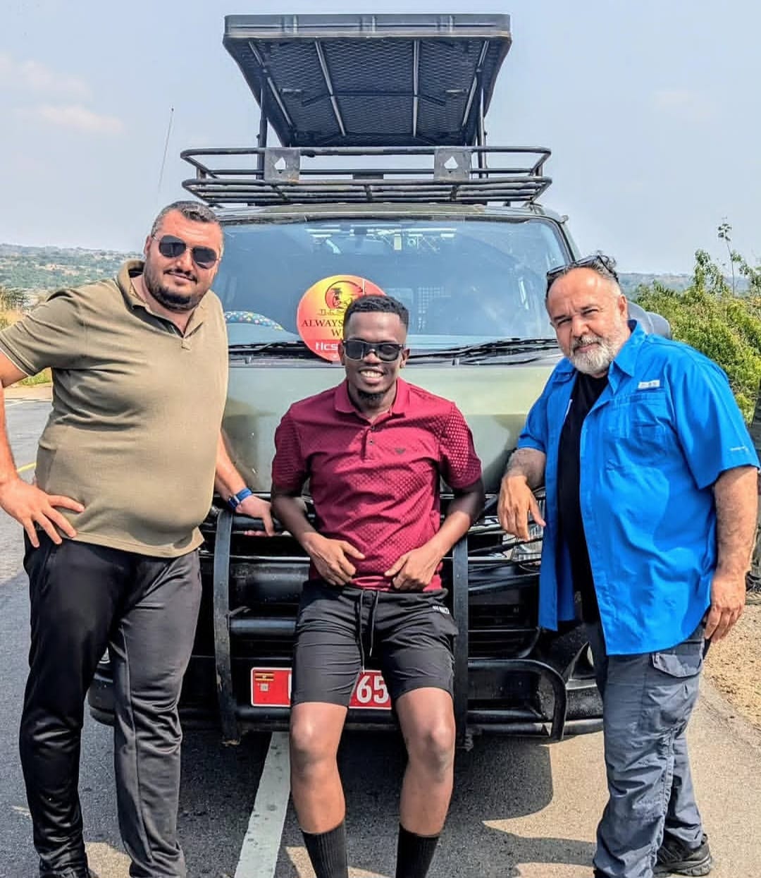 Tommy Choudry with guests on a TLC SAFARIS vehicle